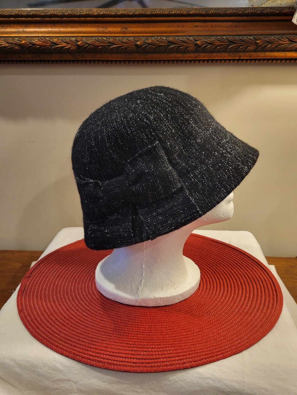 👒EUC~ AUGUST HAT COMPANY Elegant Black Sparkle Cloche Hat with Side Bow